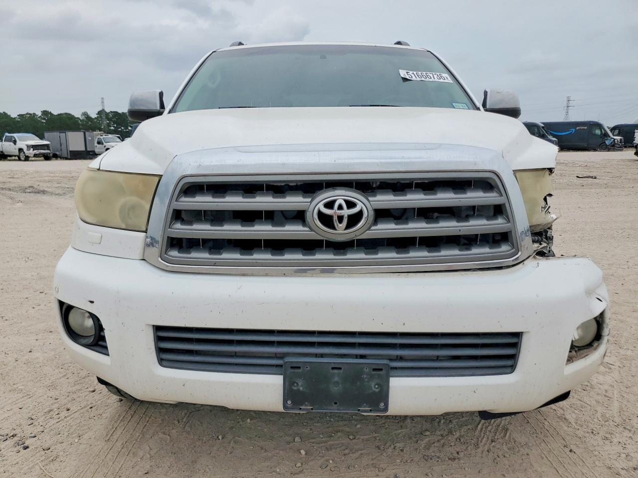 2014 TOYOTA Sequoia