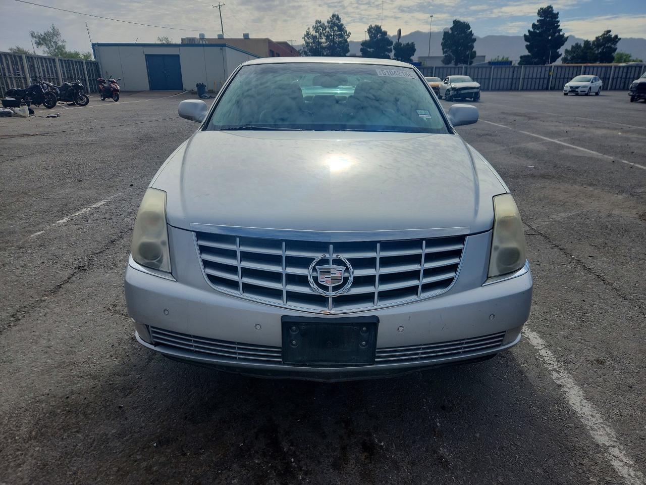 2009 CADILLAC DTS