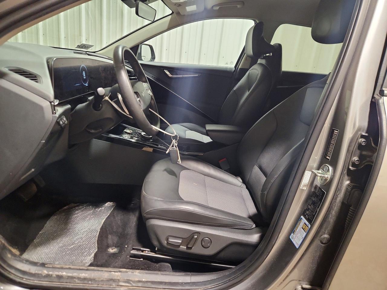 2023 KIA Niro