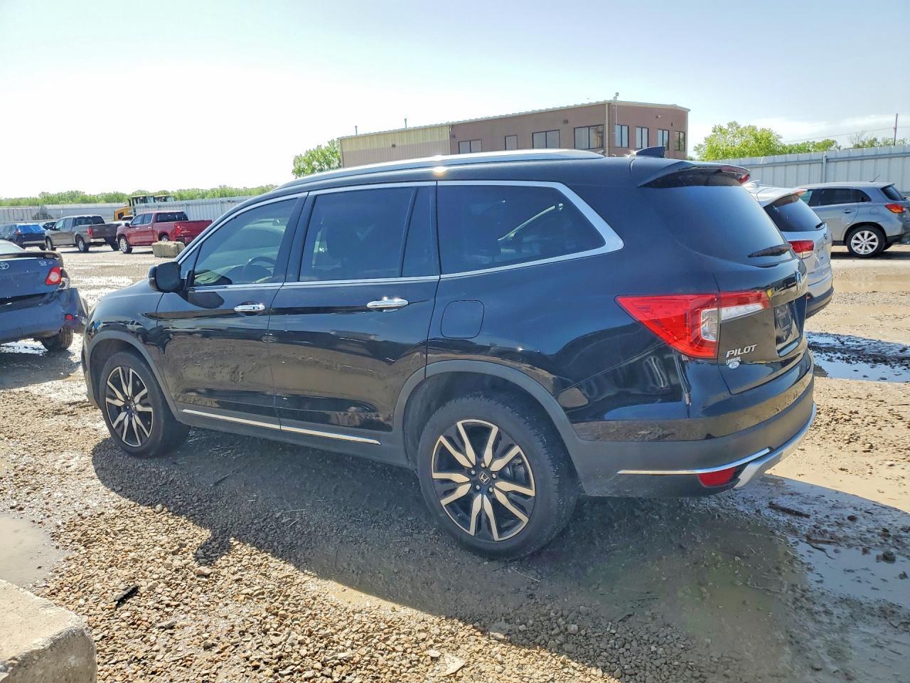 2019 HONDA PILOT