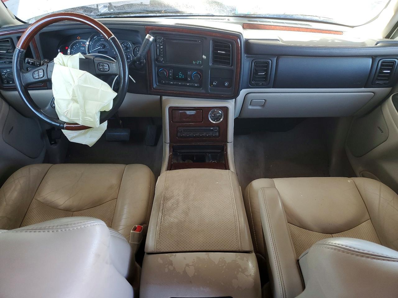 2005 CADILLAC ESCALADE