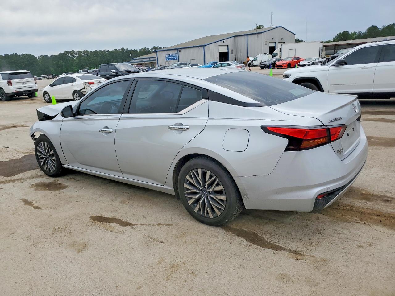 2023 NISSAN ALTIMA
