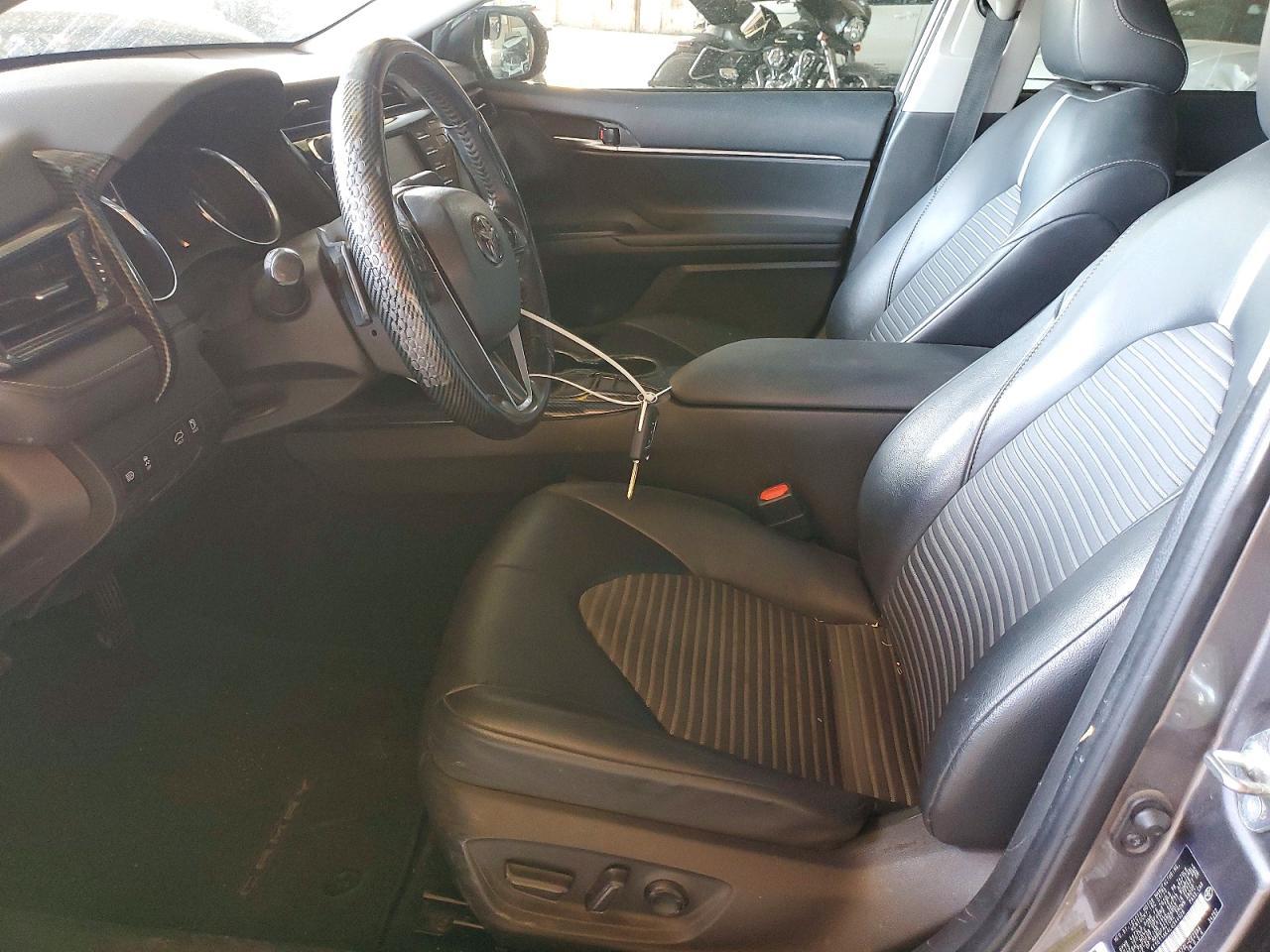 2020 TOYOTA CAMRY