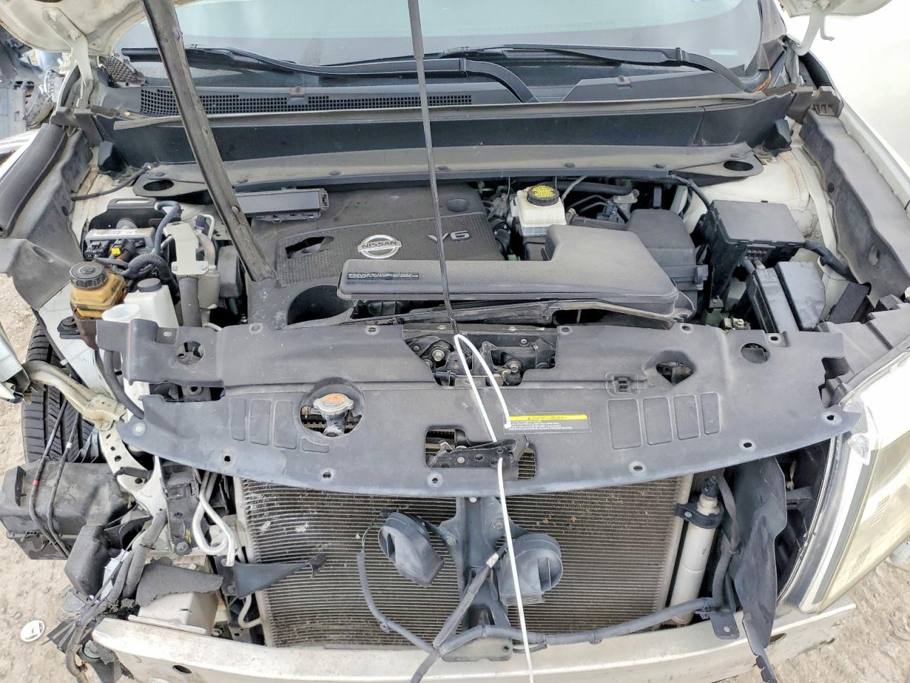 2016 NISSAN PATHFINDER