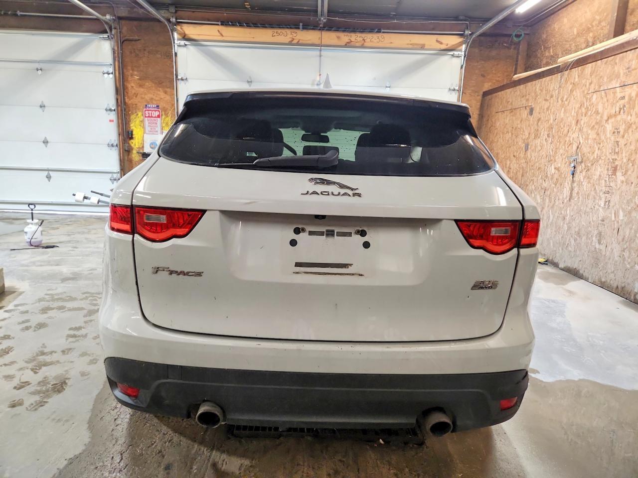 2018 JAGUAR F-Pace