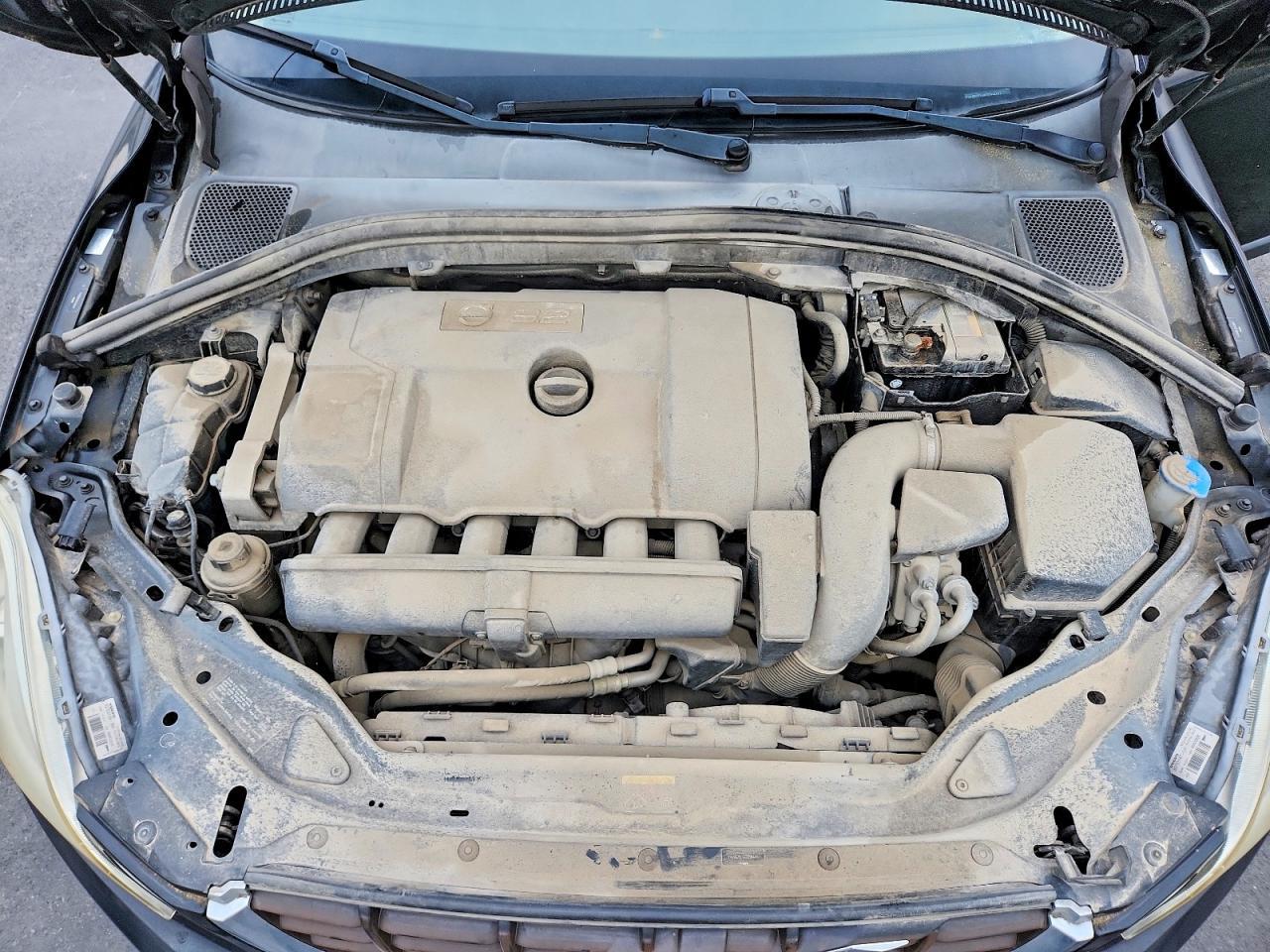 2012 VOLVO XC60