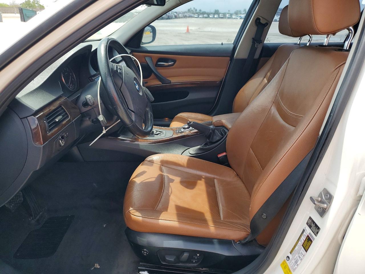 2011 BMW 3 SERIES