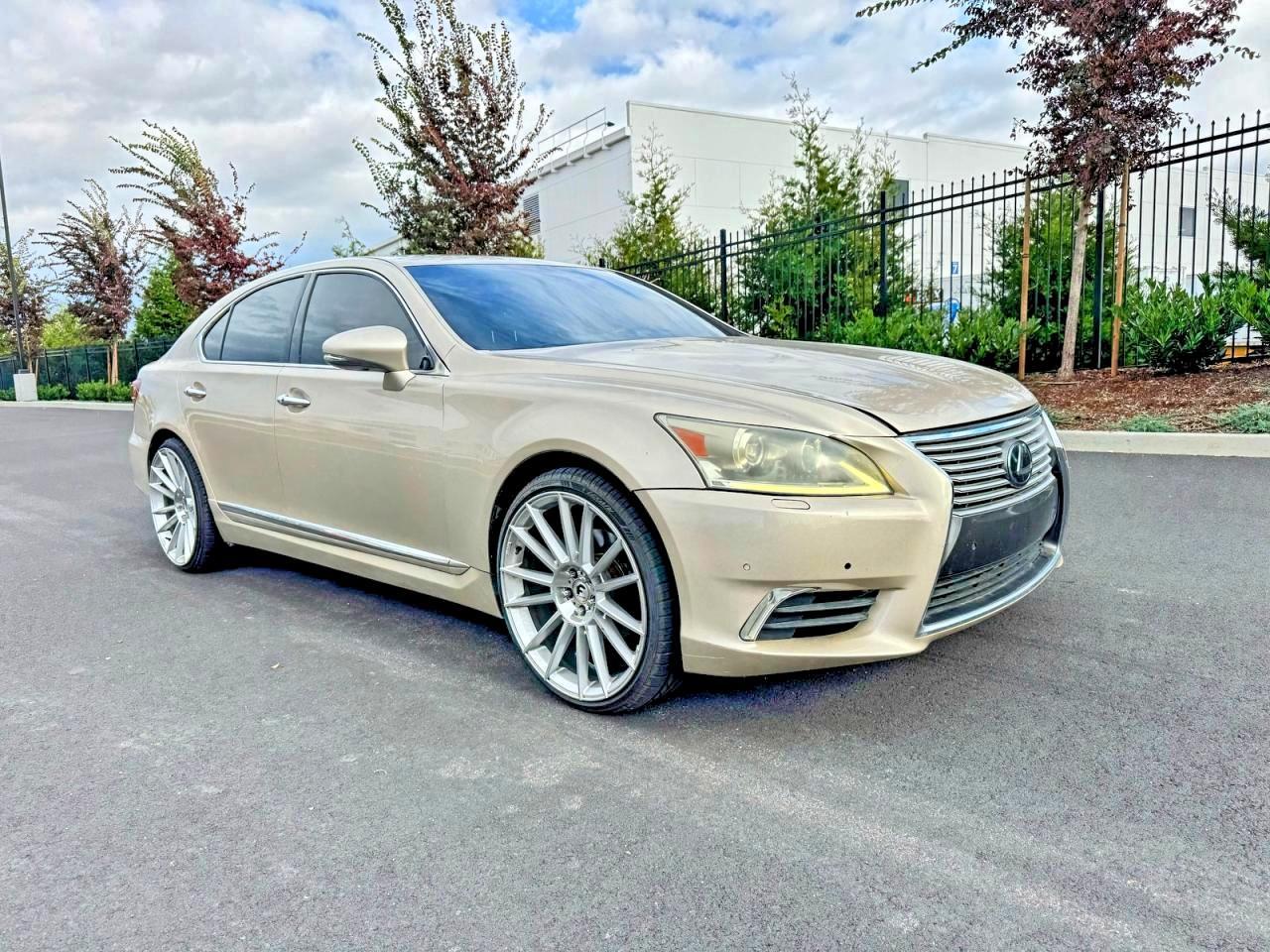 2017 LEXUS LS 460
