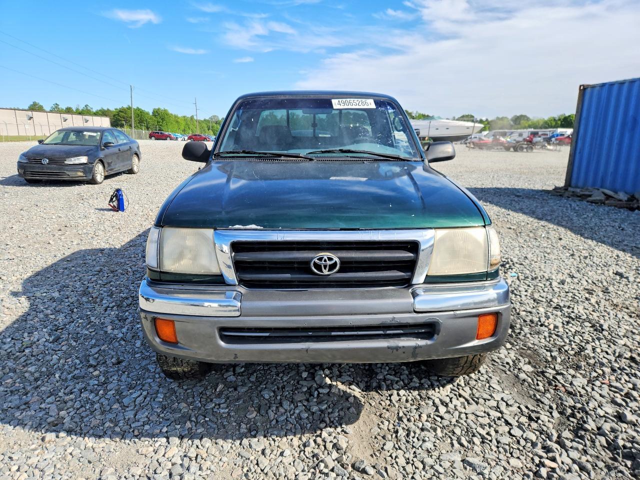 2000 TOYOTA TACOMA