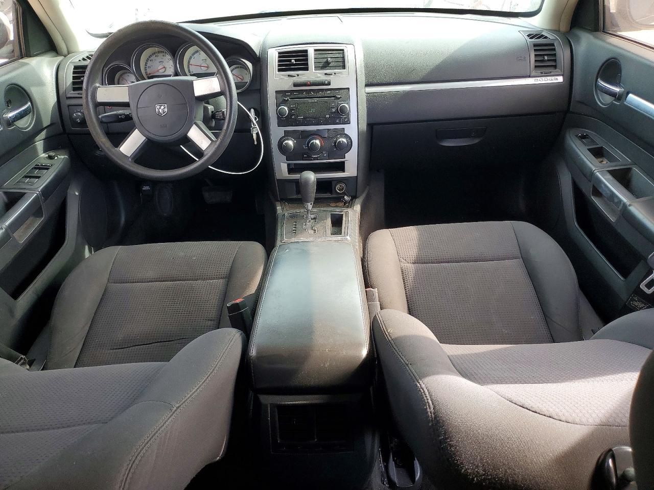 2010 DODGE CHARGER