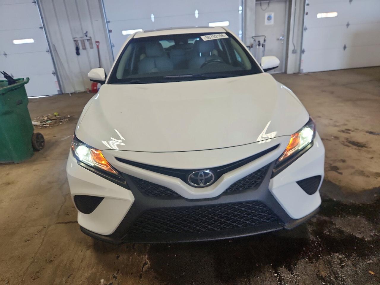 2018 TOYOTA CAMRY