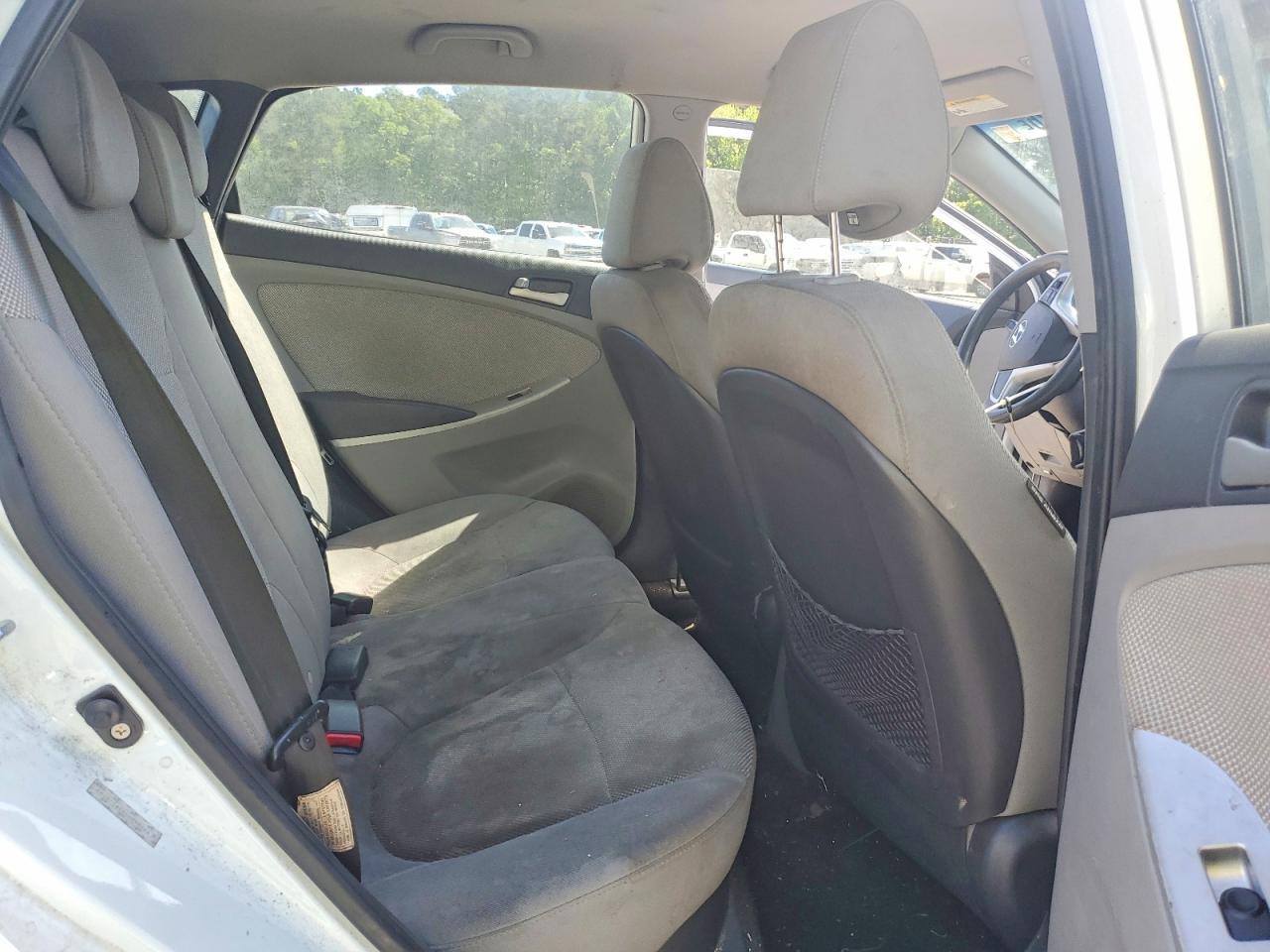 2012 HYUNDAI ACCENT