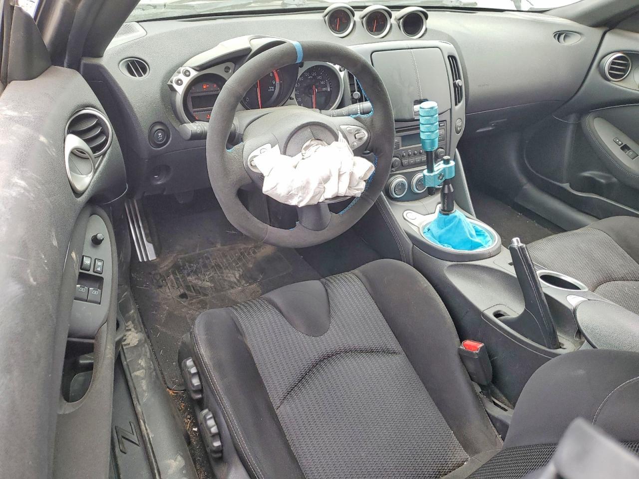 2016 NISSAN 370Z