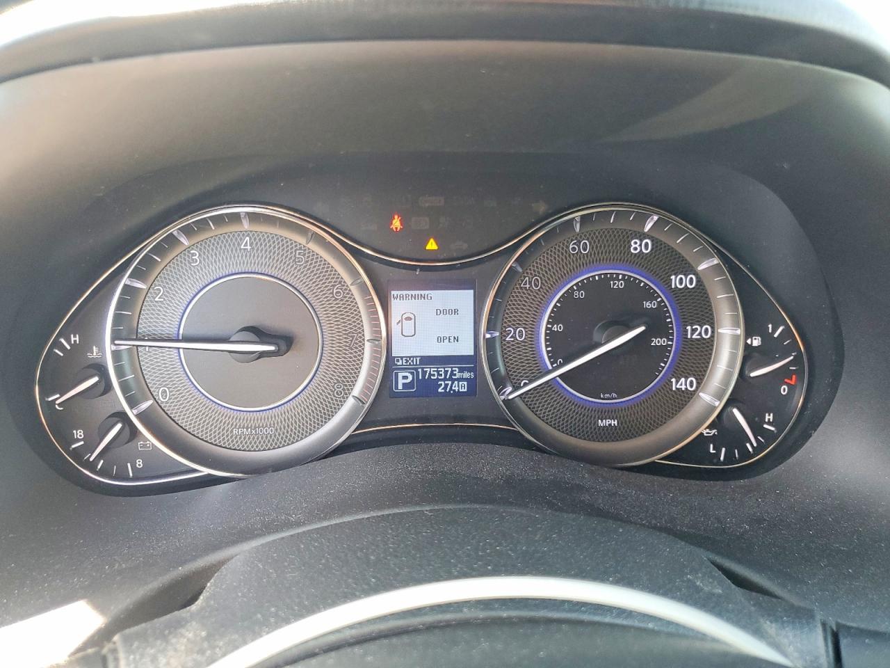 2017 INFINITI QX80