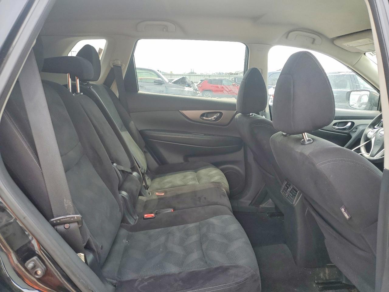 2014 NISSAN ROGUE