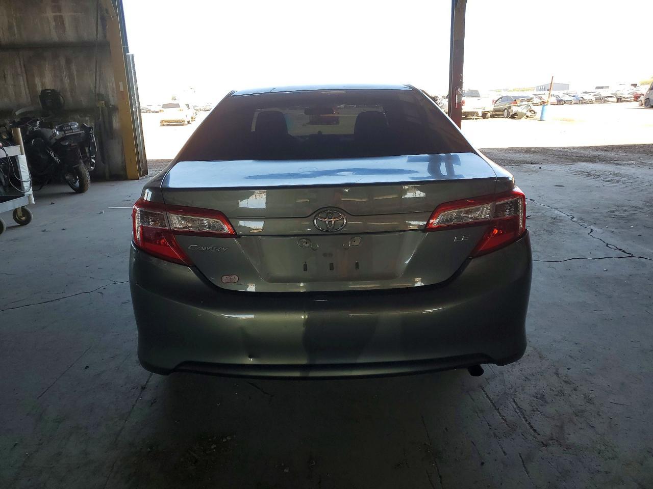 2012 TOYOTA CAMRY