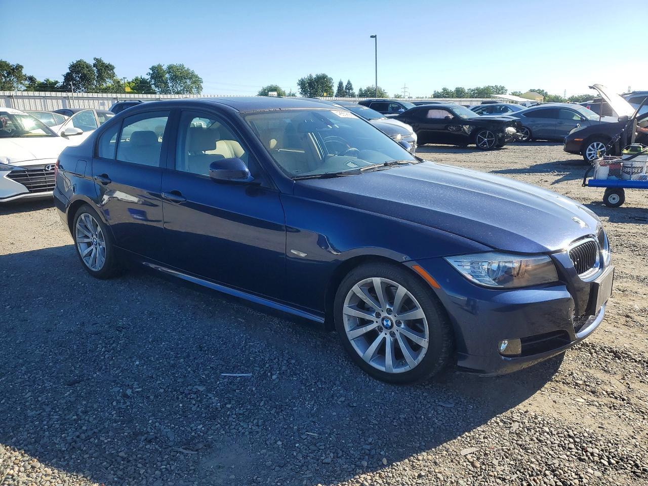 2011 BMW 3 SERIES