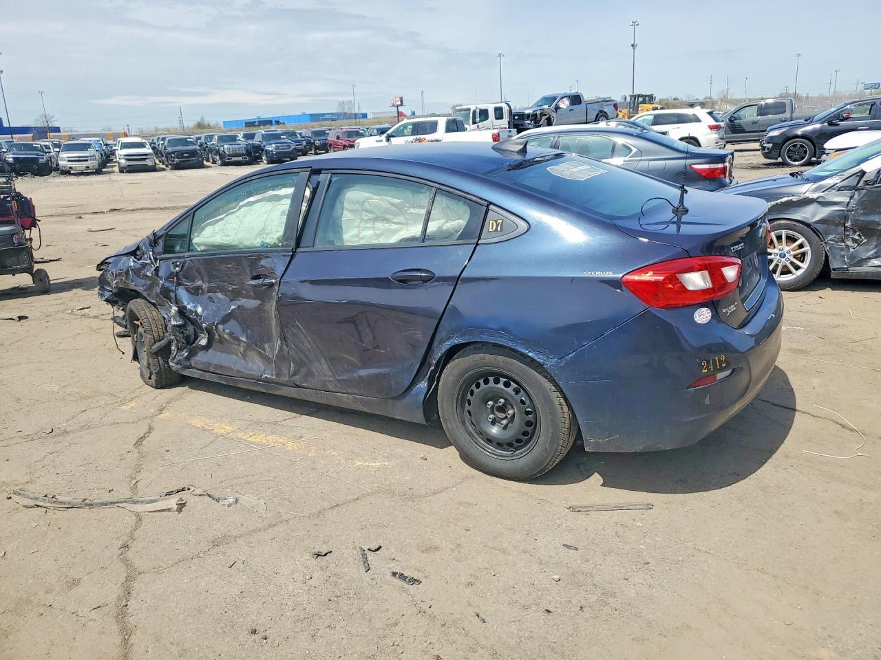 2016 CHEVROLET CRUZE