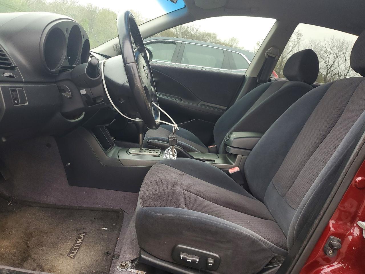 2002 NISSAN ALTIMA