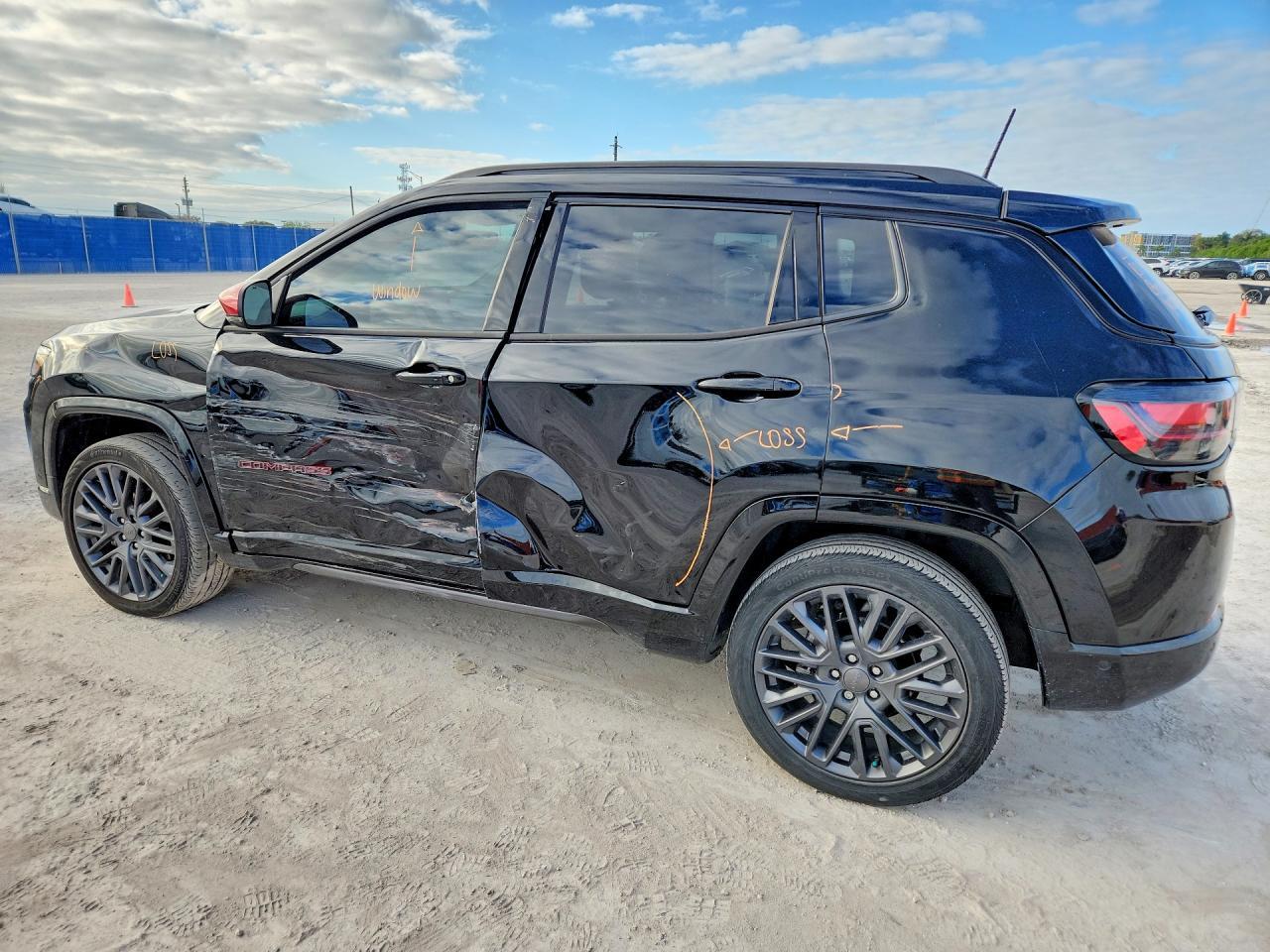 2023 JEEP Compass