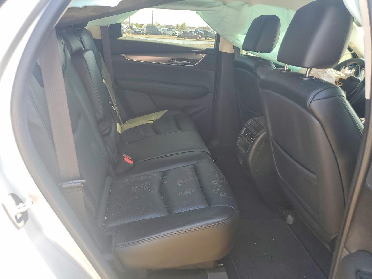 2017 CADILLAC XT5