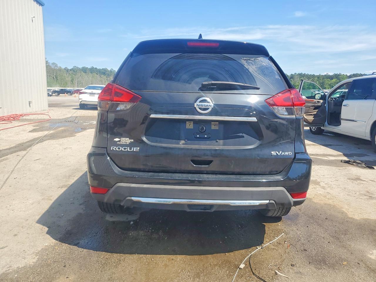 2018 NISSAN ROGUE