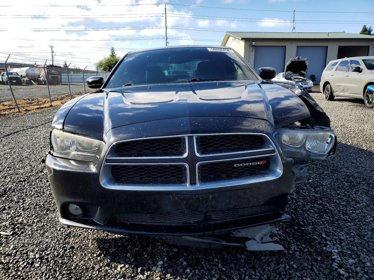 2013 DODGE CHARGER