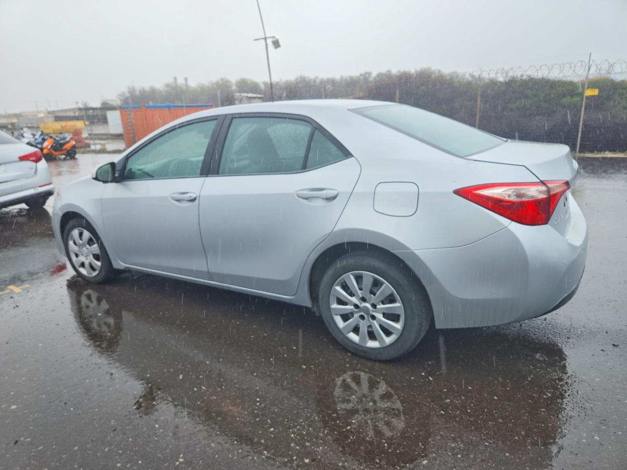 2017 TOYOTA COROLLA