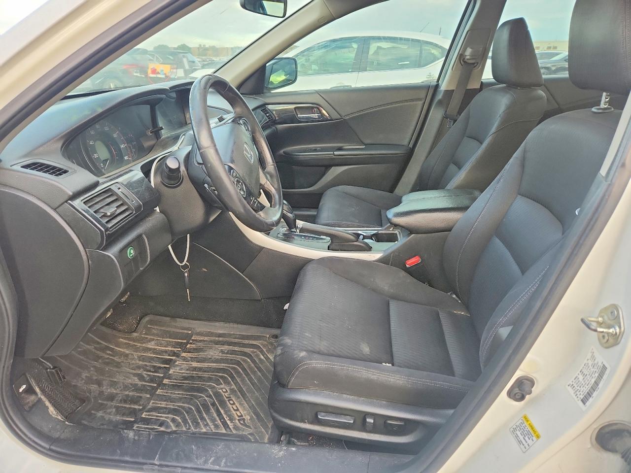 2015 HONDA ACCORD
