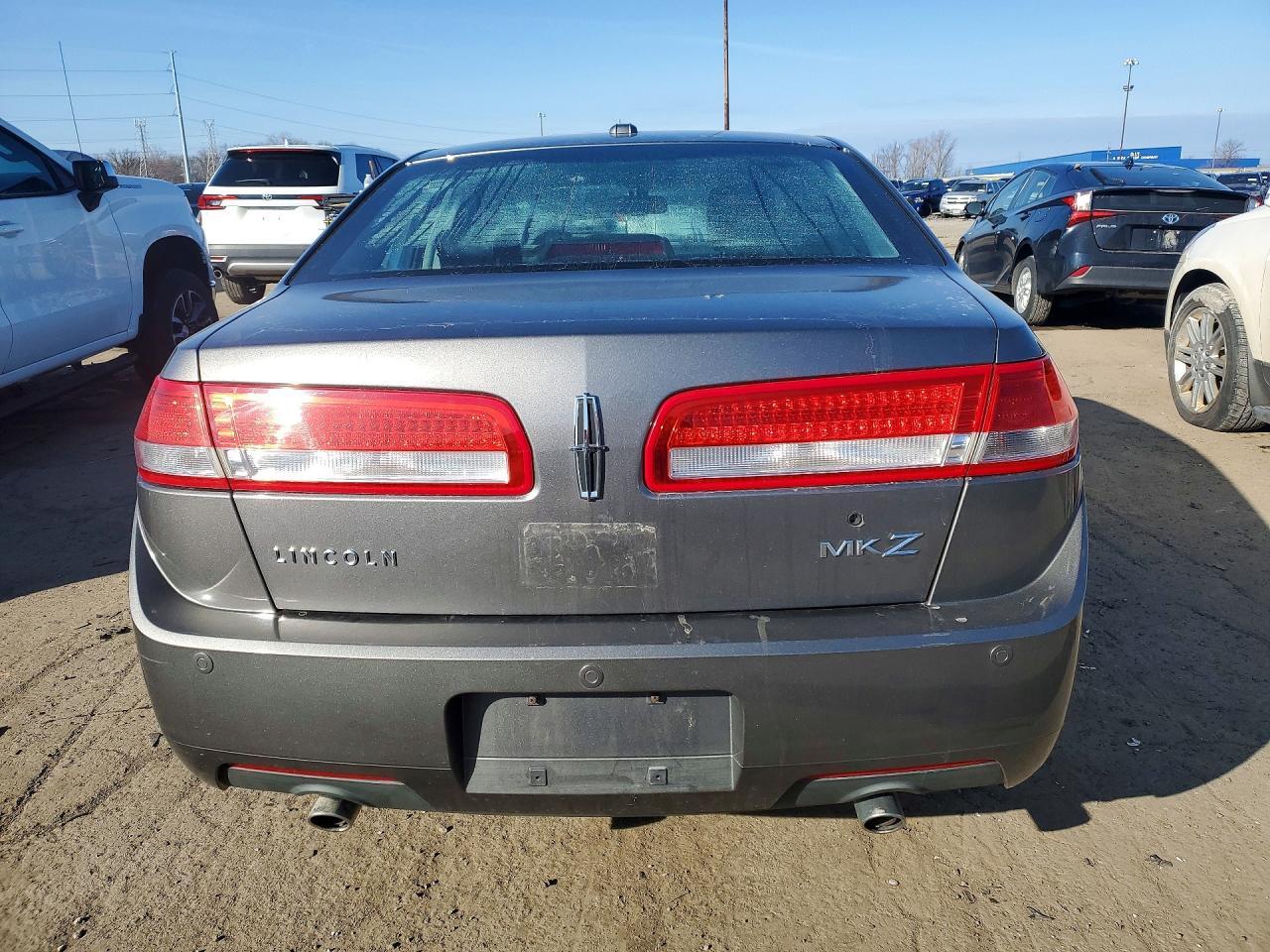 2010 LINCOLN MKZ