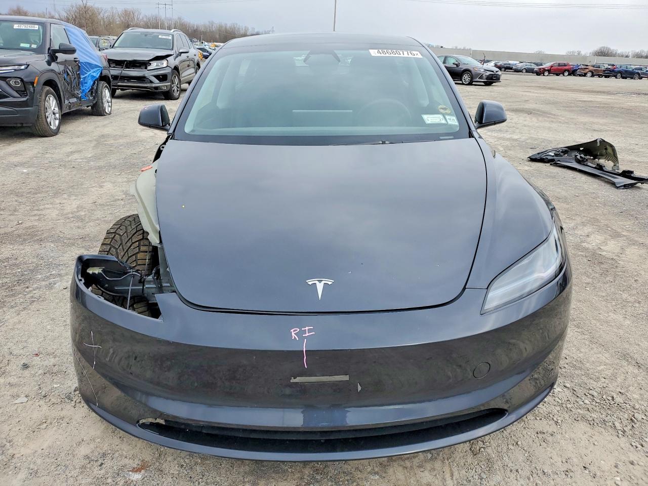 2025 TESLA MODEL 3