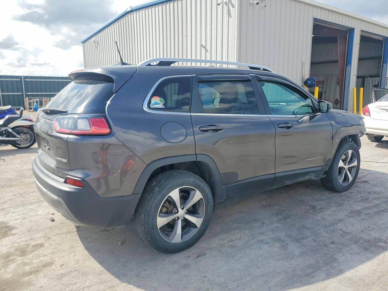 2020 JEEP CHEROKEE