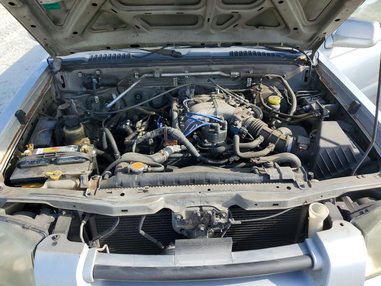 2002 NISSAN Frontier