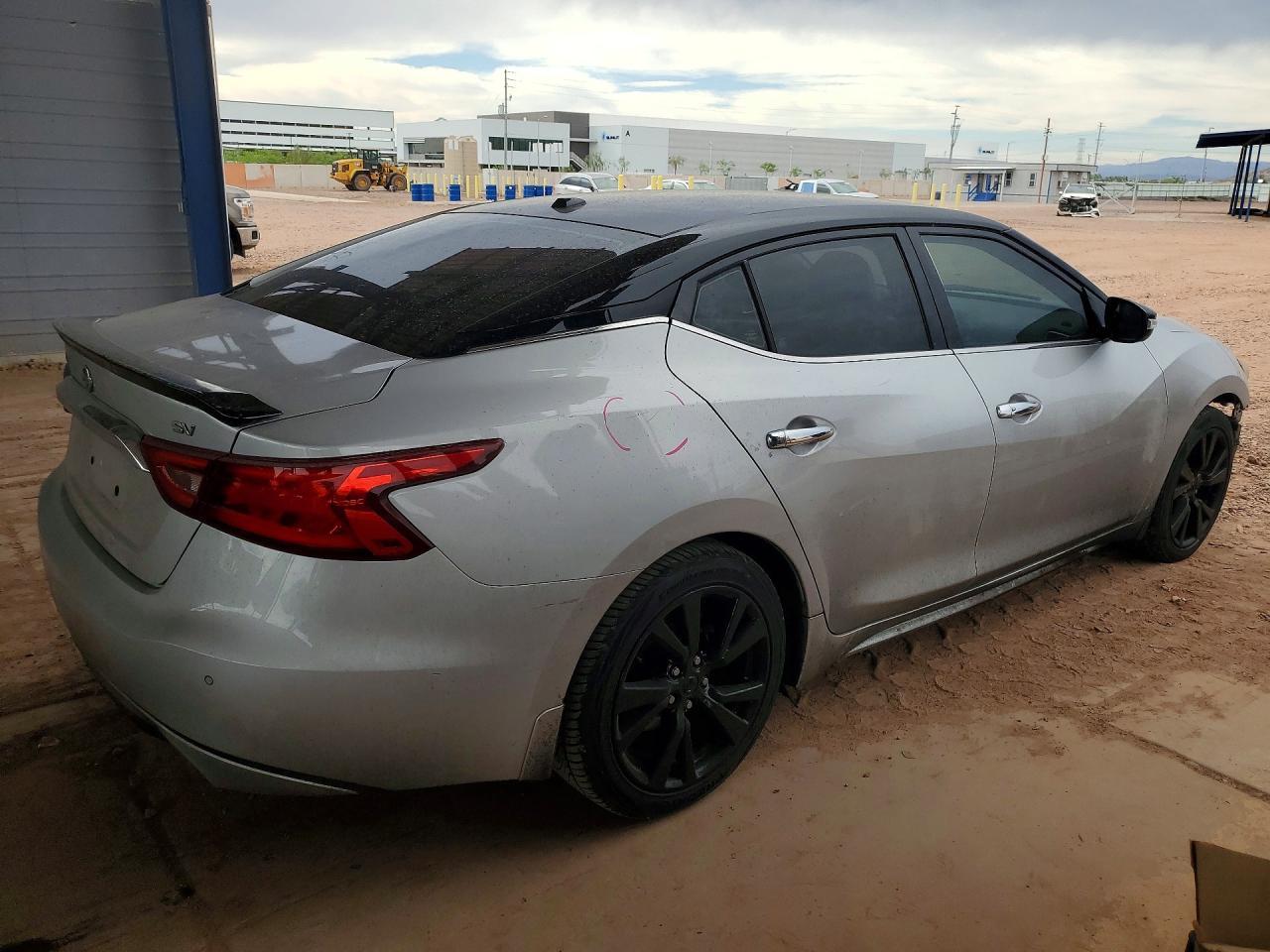 2018 NISSAN Maxima