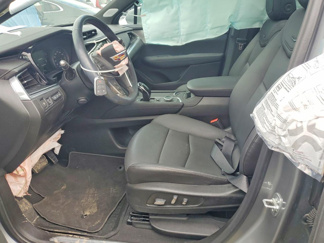 2025 CADILLAC XT5