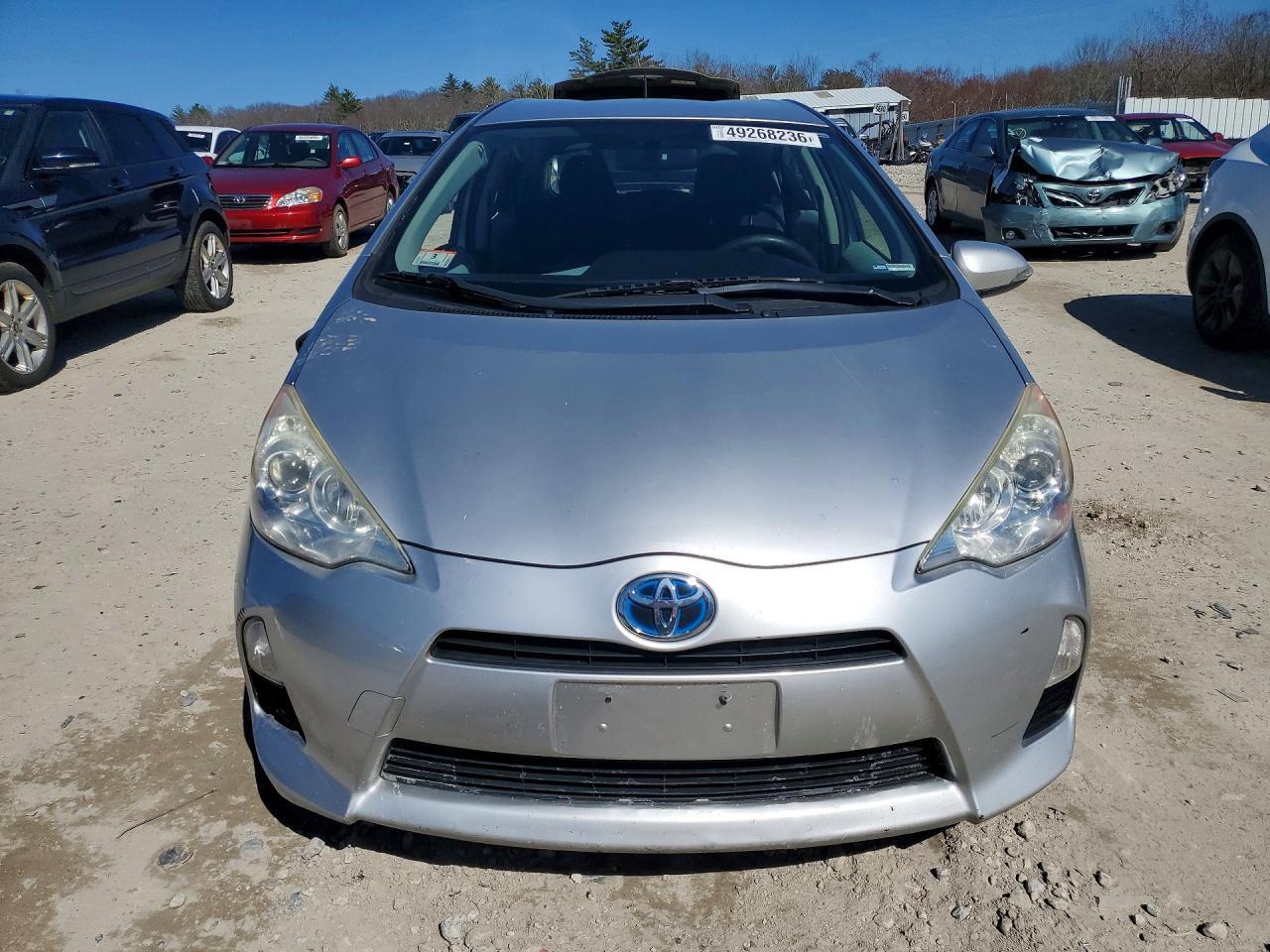 2012 TOYOTA Prius c