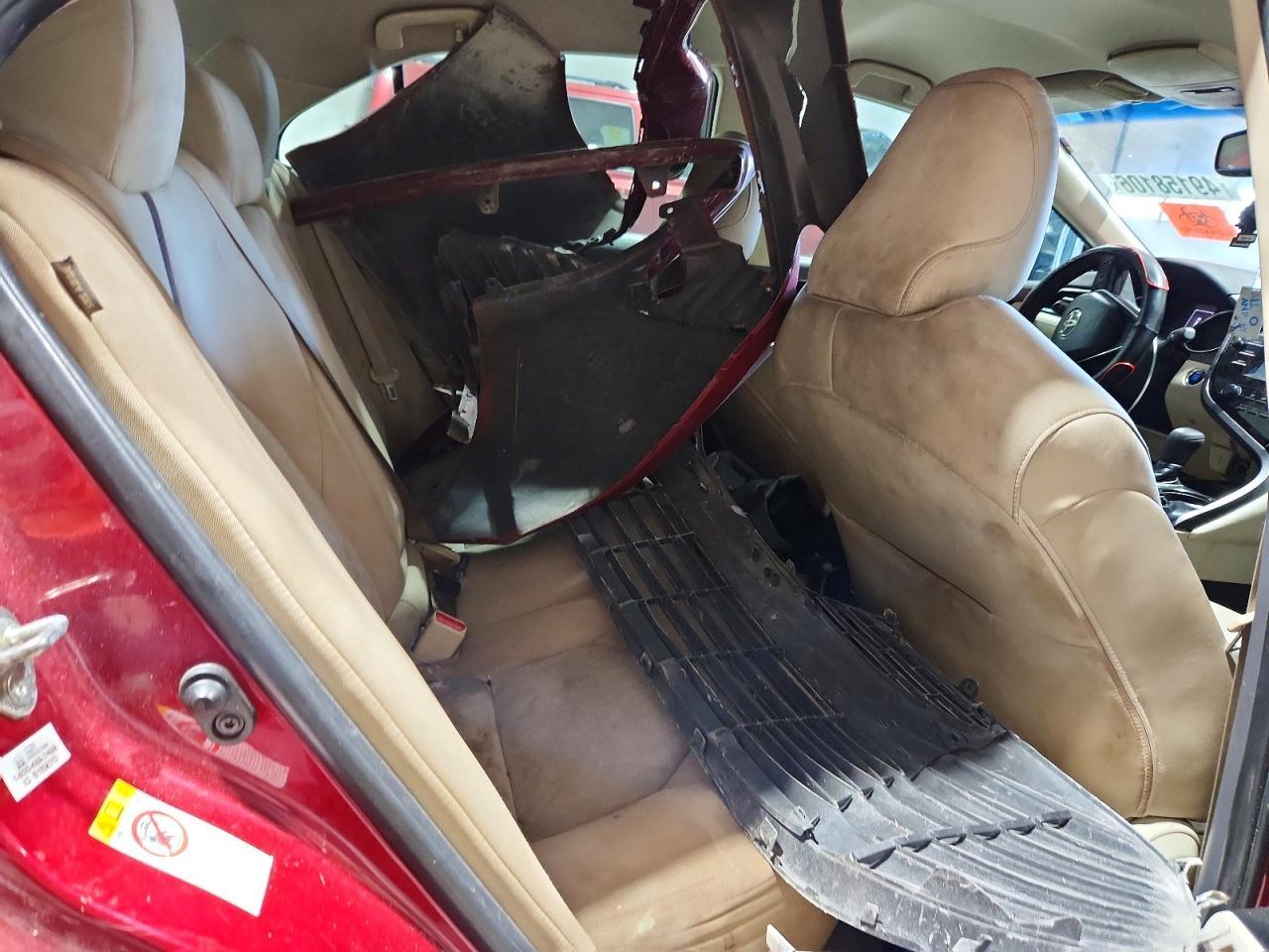 2018 TOYOTA CAMRY