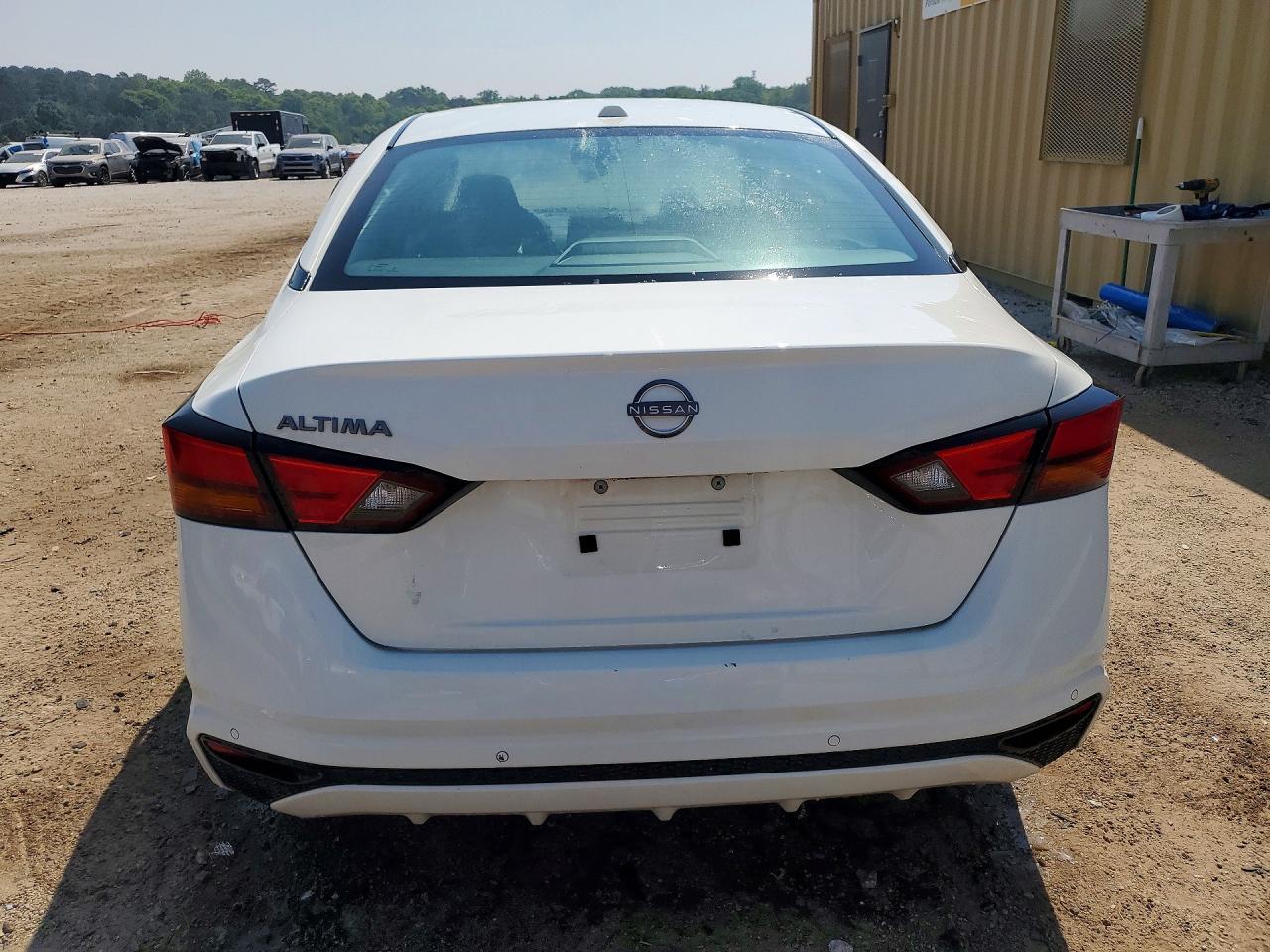 2025 NISSAN ALTIMA