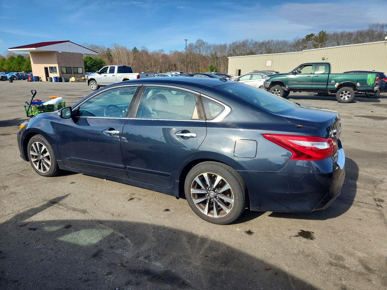 2017 NISSAN ALTIMA