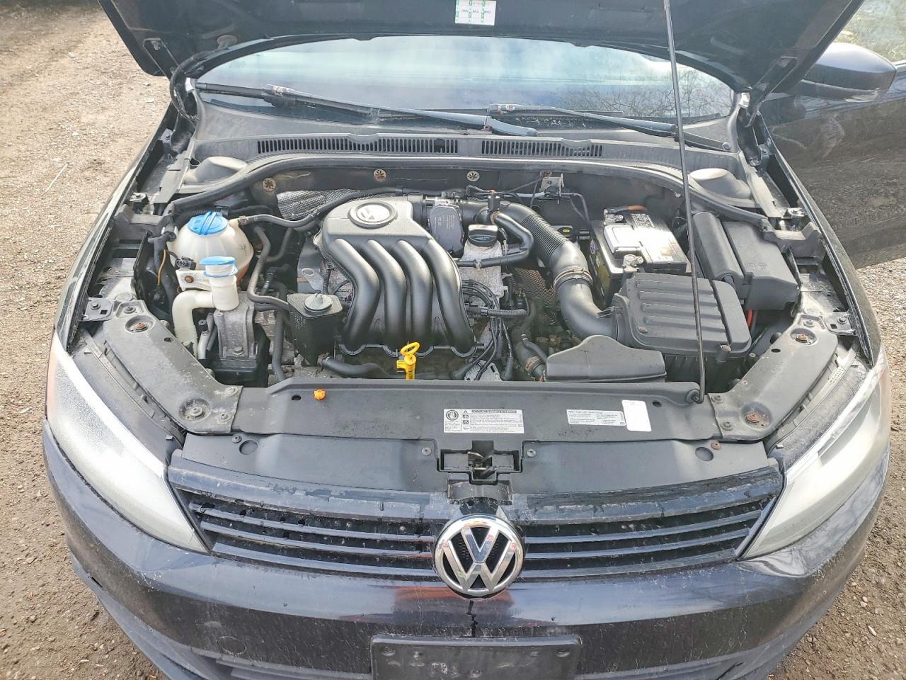 2013 VOLKSWAGEN JETTA