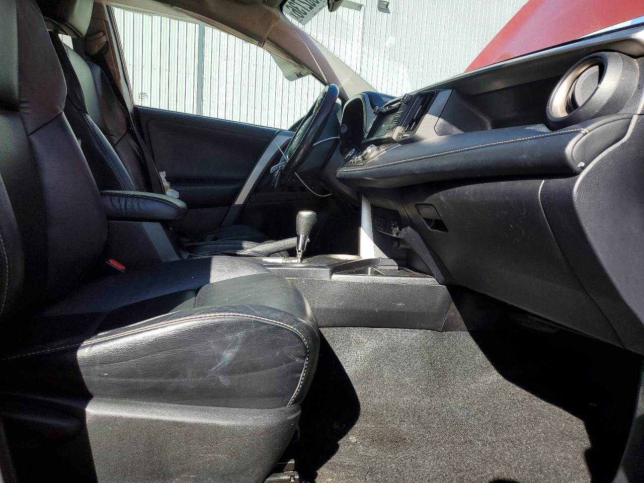 2015 TOYOTA RAV4