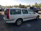 2004 VOLVO V70