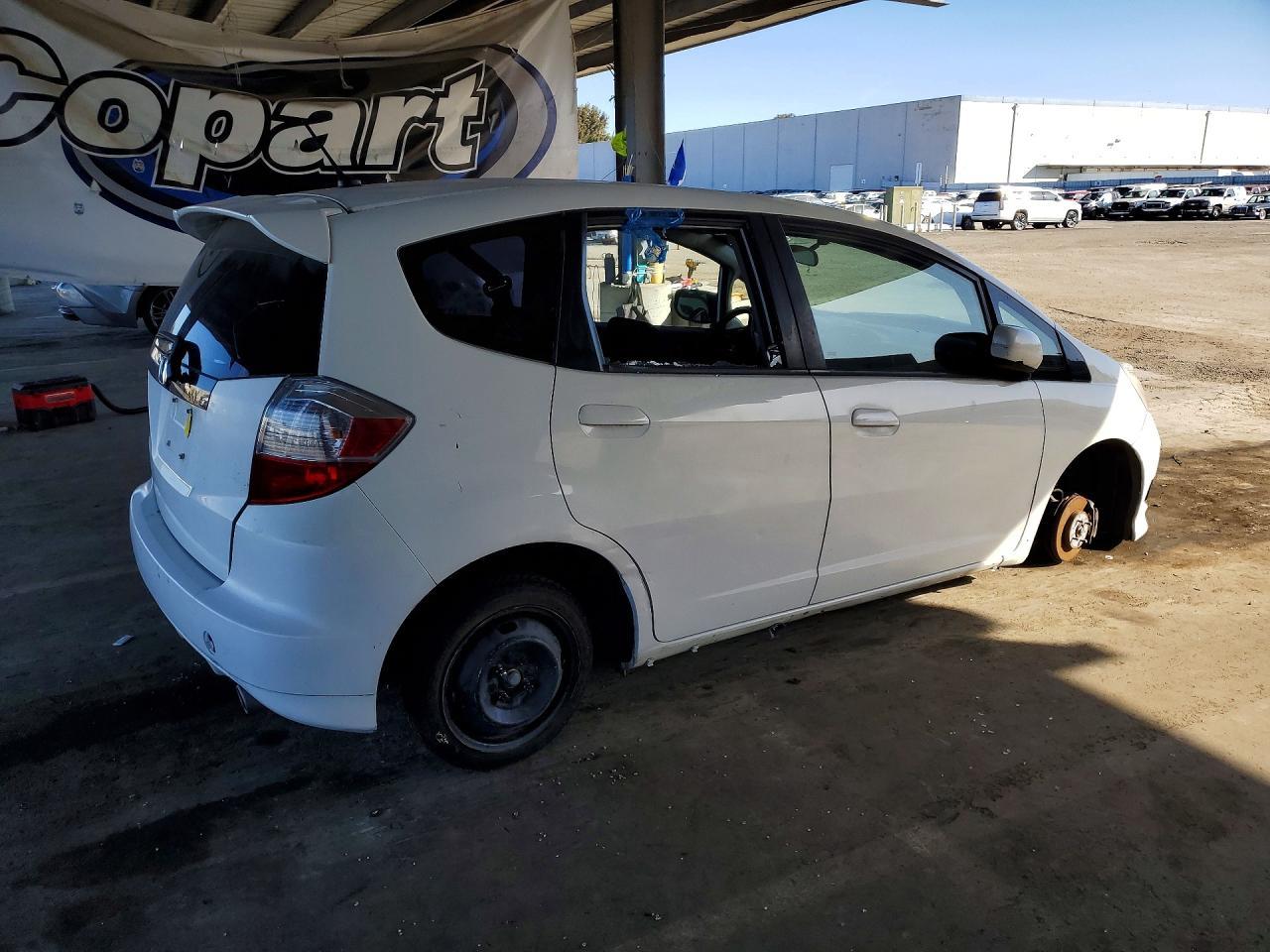 2012 HONDA FIT