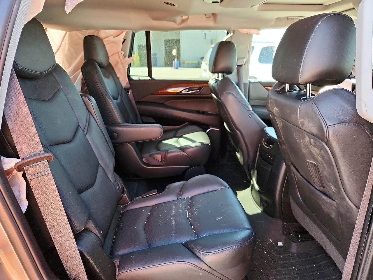 2017 CADILLAC ESCALADE