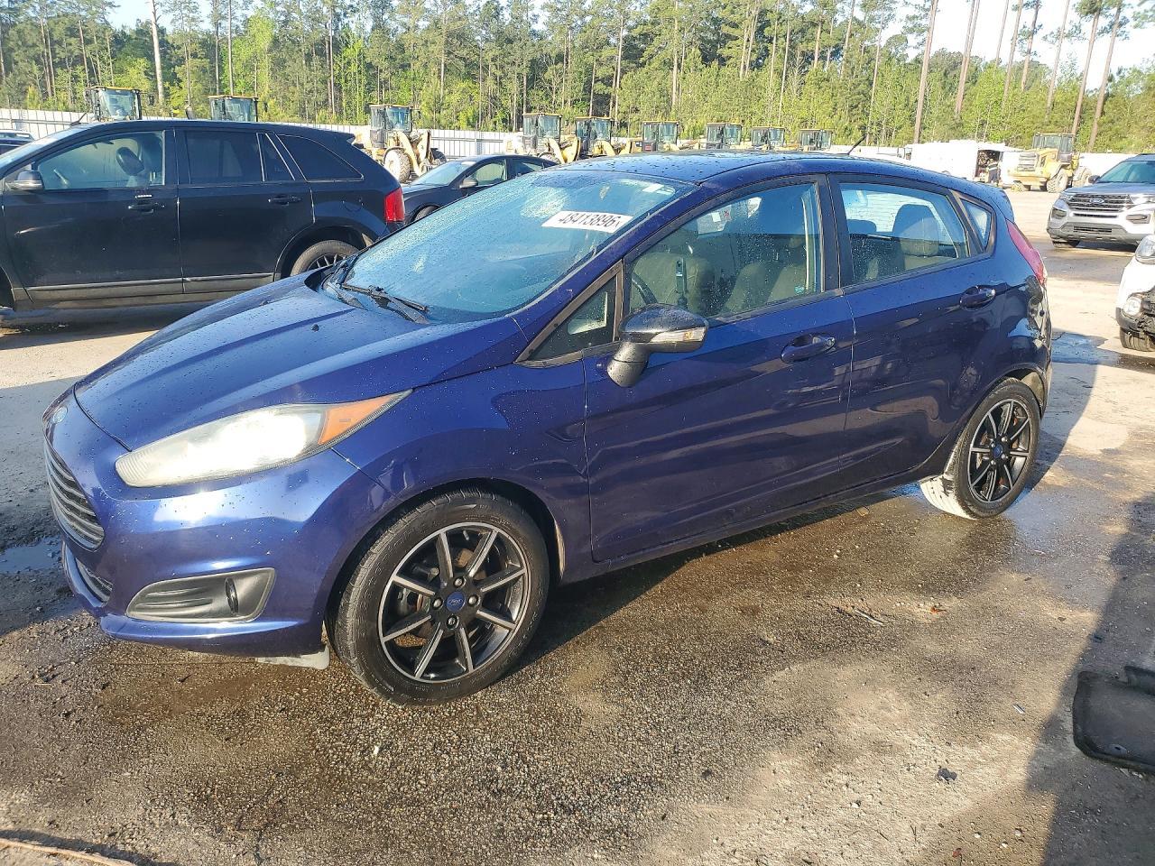 2016 FORD Fiesta