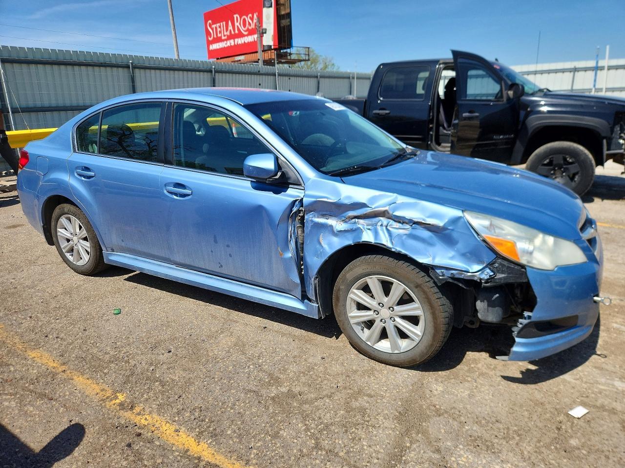 2012 SUBARU Legacy