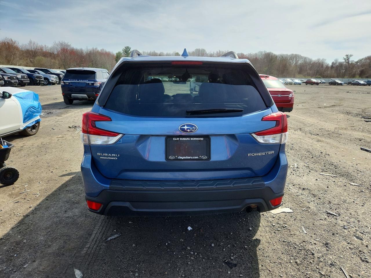 2019 SUBARU FORESTER