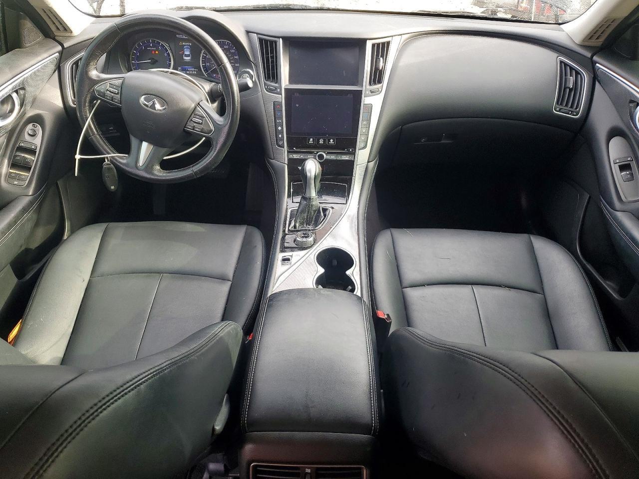 2016 INFINITI Q50
