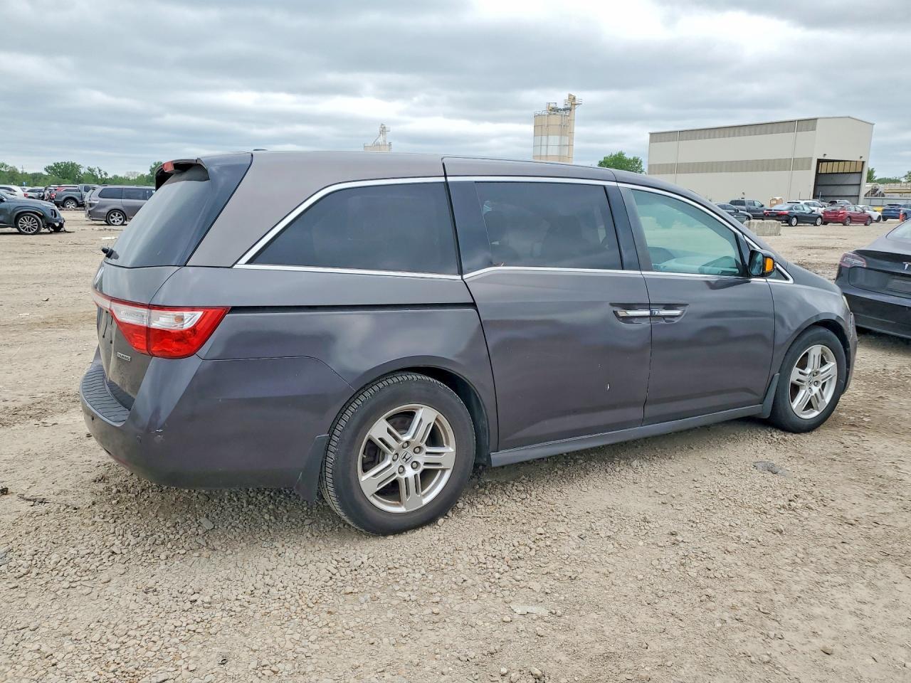 2011 HONDA ODYSSEY