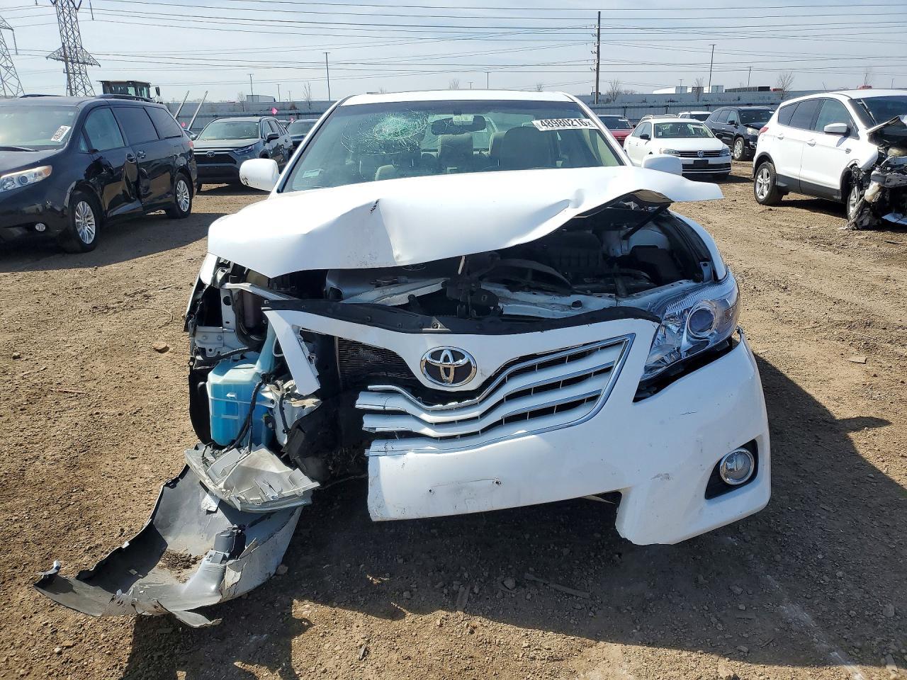 2011 TOYOTA CAMRY